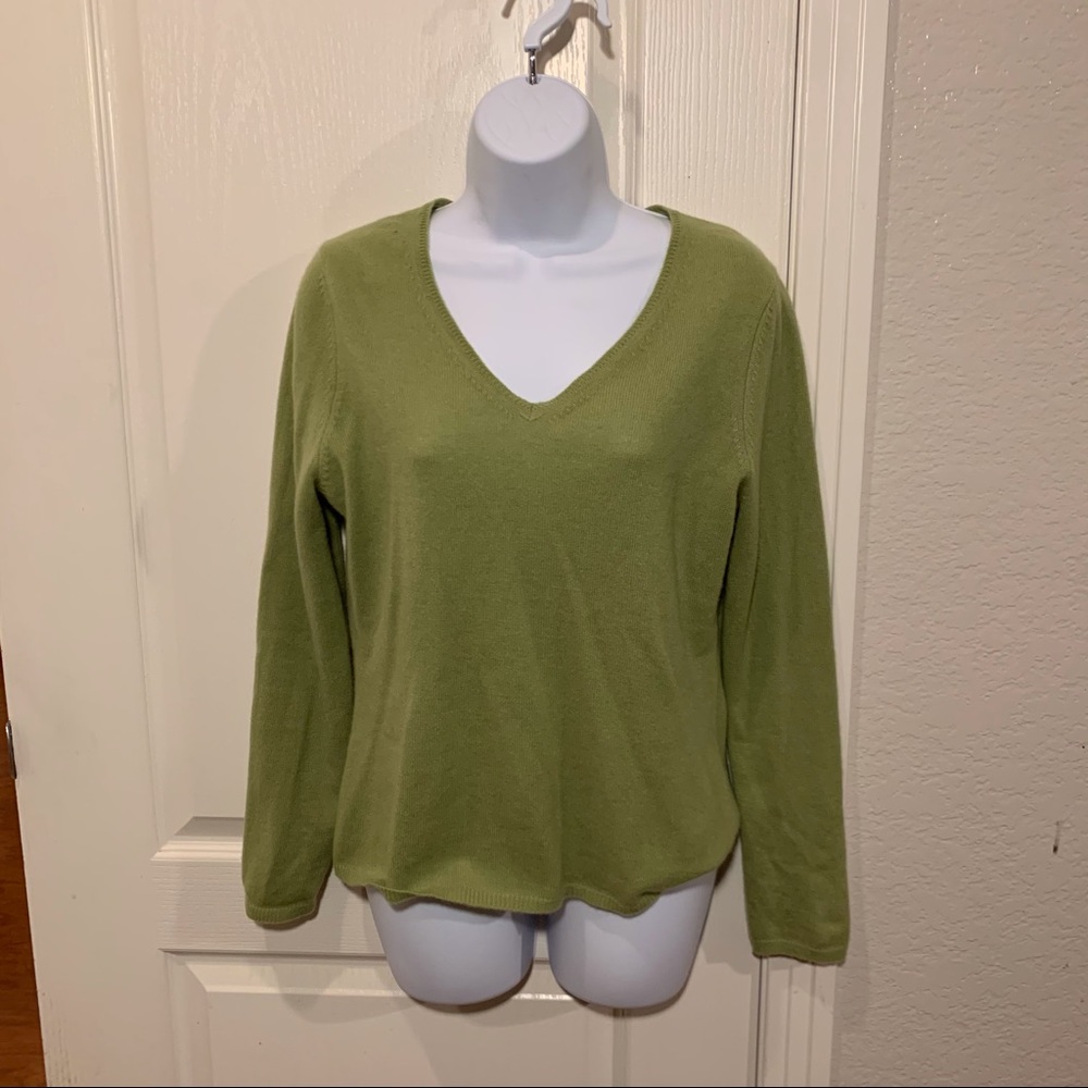 V-neck sweater